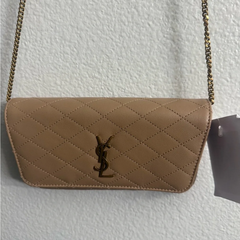 Brand new  Saint Laurent Tan Quilted Crossbody phone Bag - Picture 4 of 10